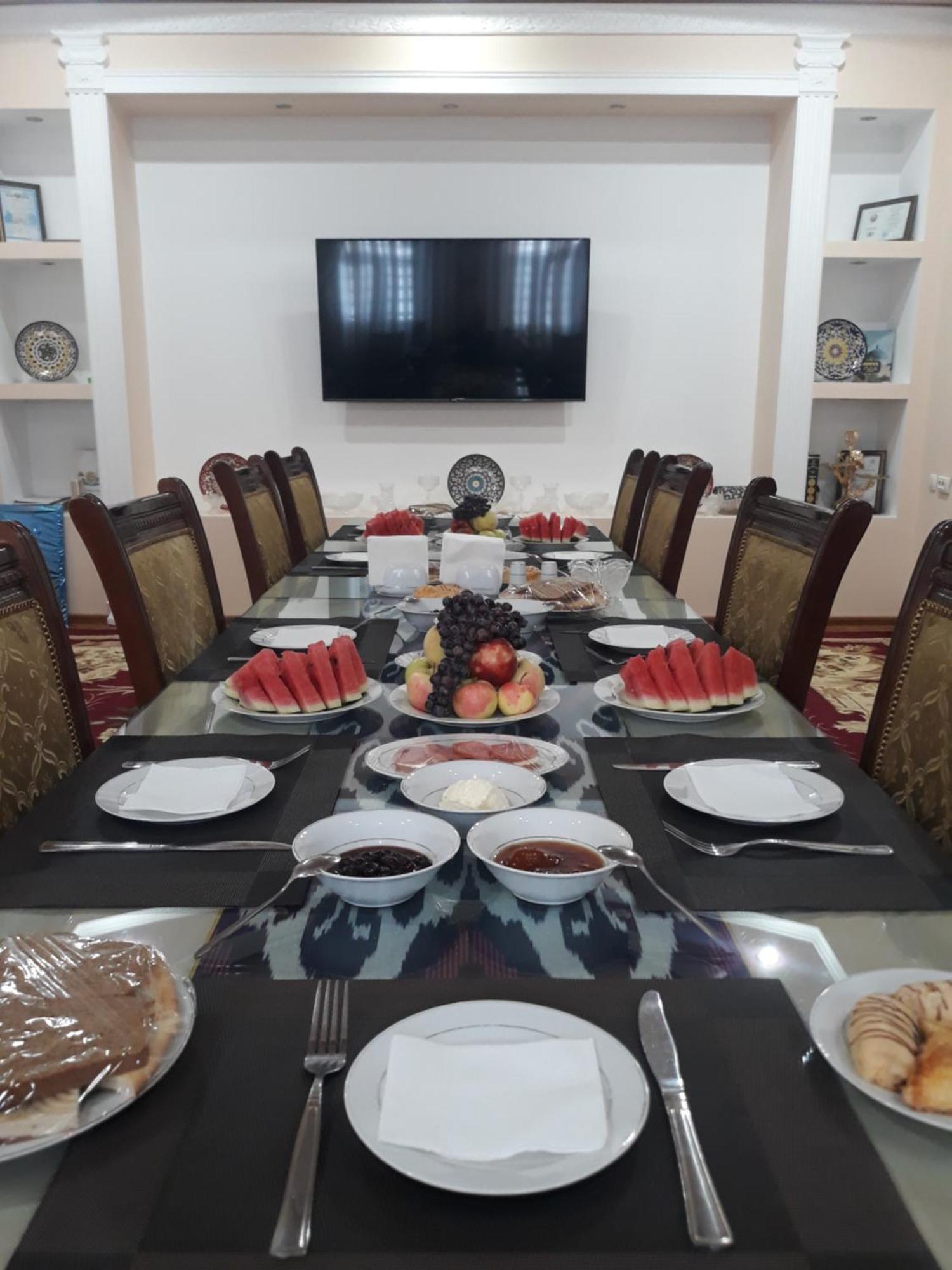 Guest House Orzu Khiva Ngoại thất bức ảnh