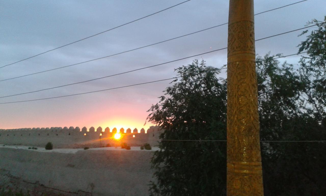 Guest House Orzu Khiva Ngoại thất bức ảnh
